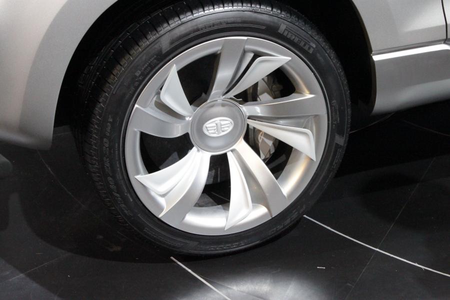 Колеса FAW X Concept SUV 2011 года  (фото 20 из 38)